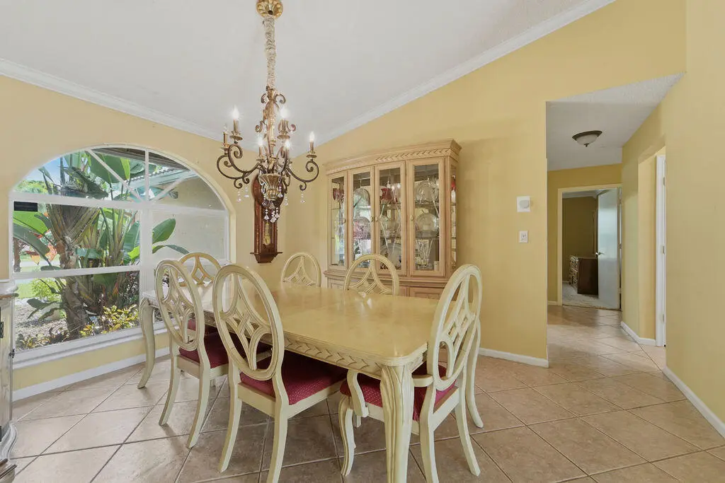Dining Room at 10884 Paso Fino Drive, Wellington