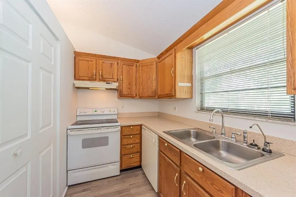 1636 20th new 11 at 1636 20th Place, Vero Beach