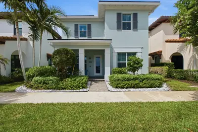 8015 Hobbes Way, Palm Beach Gardens – Single Family Residence for sale