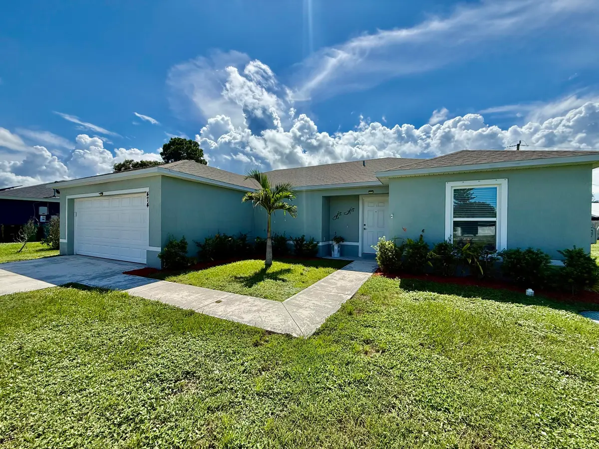 IMG_4345 at 474 NE MAINSAIL Street, Port St. Lucie