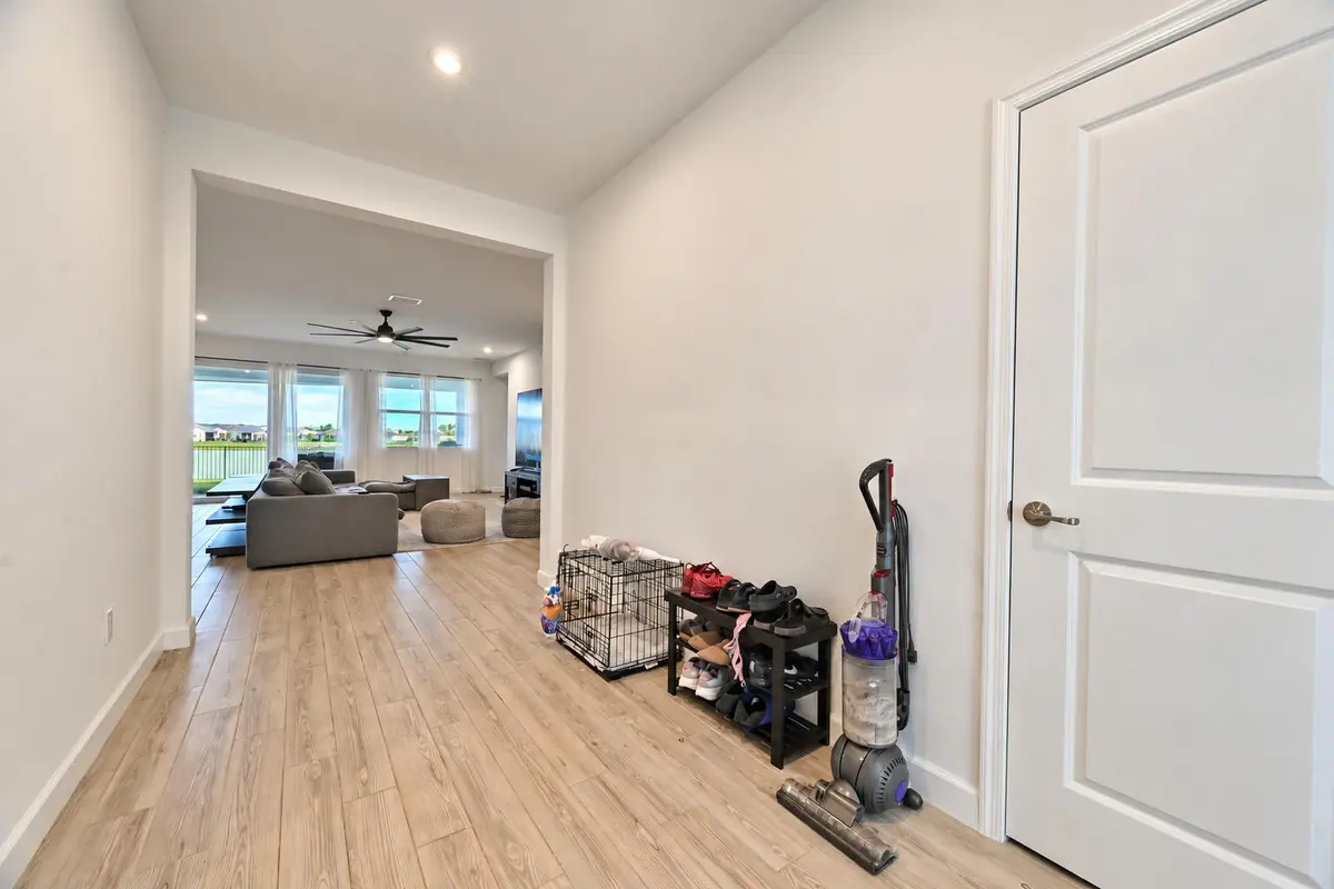 50385808-2FDA-404A-9897-30D43E25C51C at 14252 SW Murney Way, Port St. Lucie