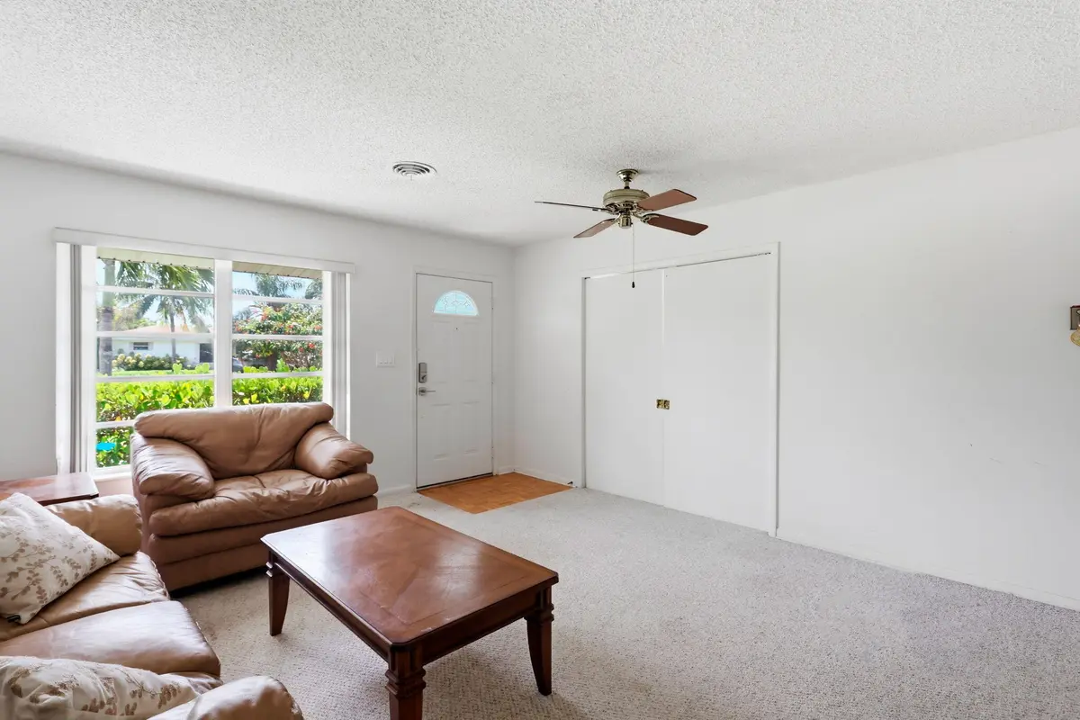 12-web-or-mls-006_0E2A2837 at 469 NE 35TH Street, Boca Raton