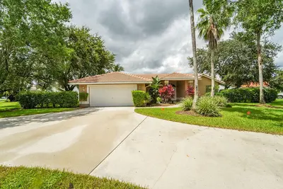 10884 Paso Fino Drive, Wellington – Single Family Residence for sale