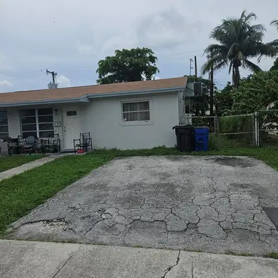 4133 NW 39th Avenue, Lauderdale Lakes – Single Family Residence for sale