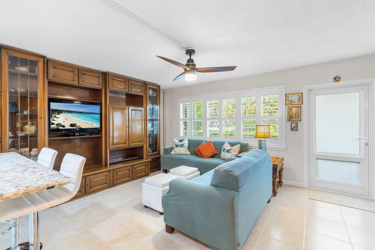 R6II8118 at 1017 BERKSHIRE A 1017, Deerfield Beach