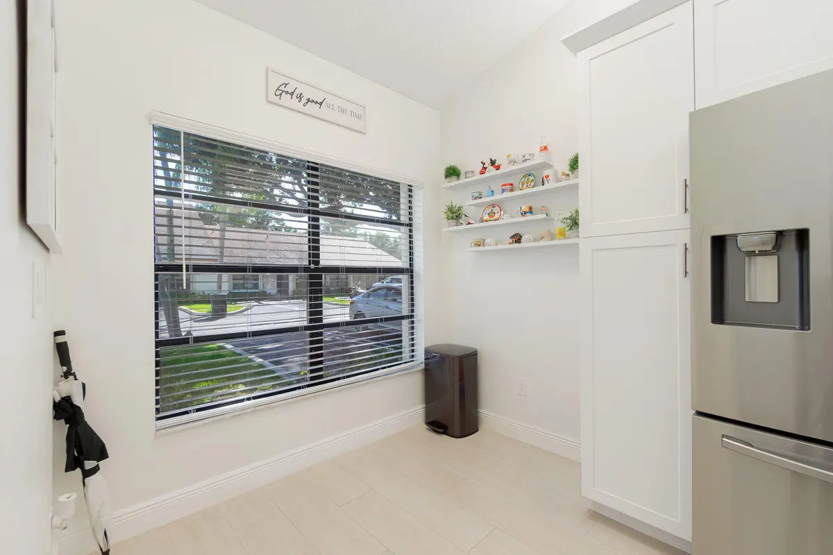 4-web-or-mls-DSC08741 at 1250 PARKSIDE GREEN Drive B, Greenacres