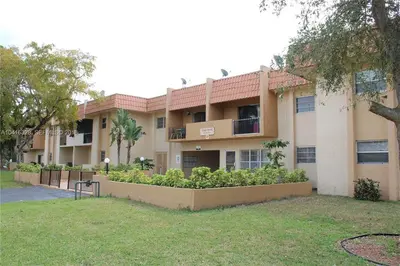 10270 NW 35TH Street 23, Coral Springs – Condominium for sale