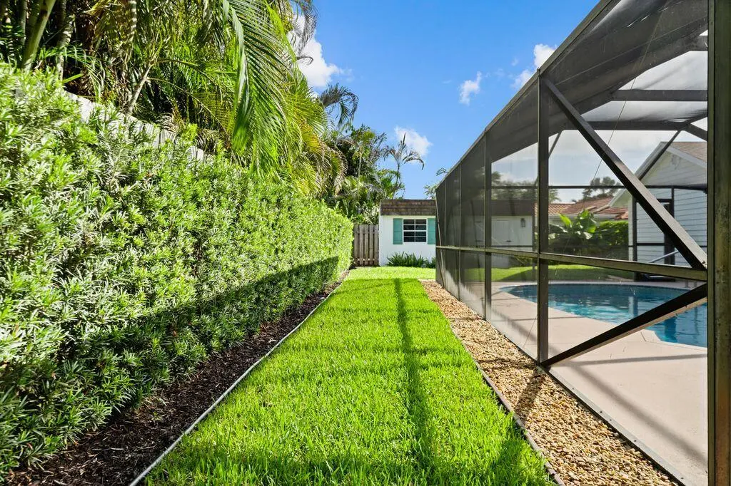 Tequesta7 at 14 SE Paddock Circle, Tequesta