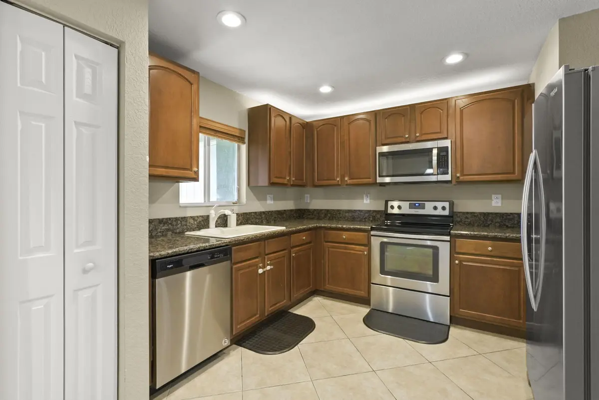 6-web-or-mls-DSC00153 at 5963 GLASGOW Way, Tamarac