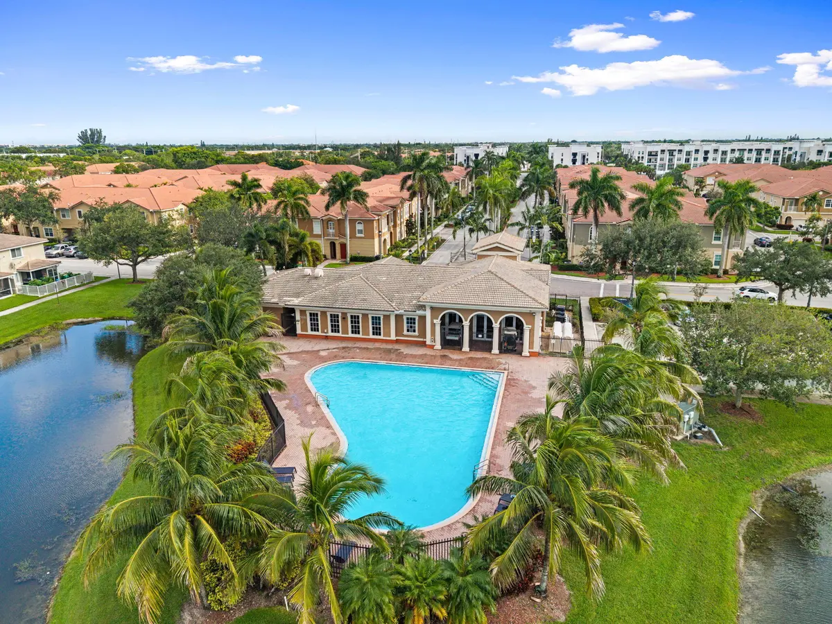 36-web-or-mls-DJI_20260902170203_0585_D at 5963 GLASGOW Way, Tamarac