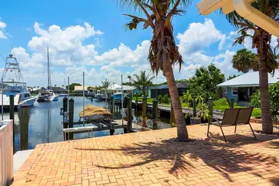 137 Queens Road, Fort Pierce – Single Family Residence for rent