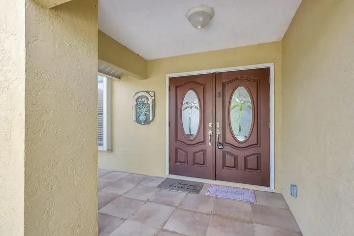 137 Queens Road, Fort Pierce, FL – photo 8