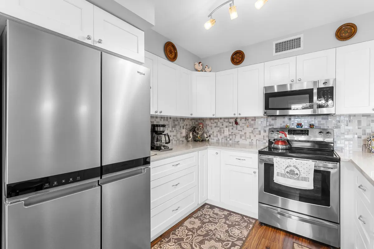 R6II8181 at 2041 Lyndhurst J, Deerfield Beach