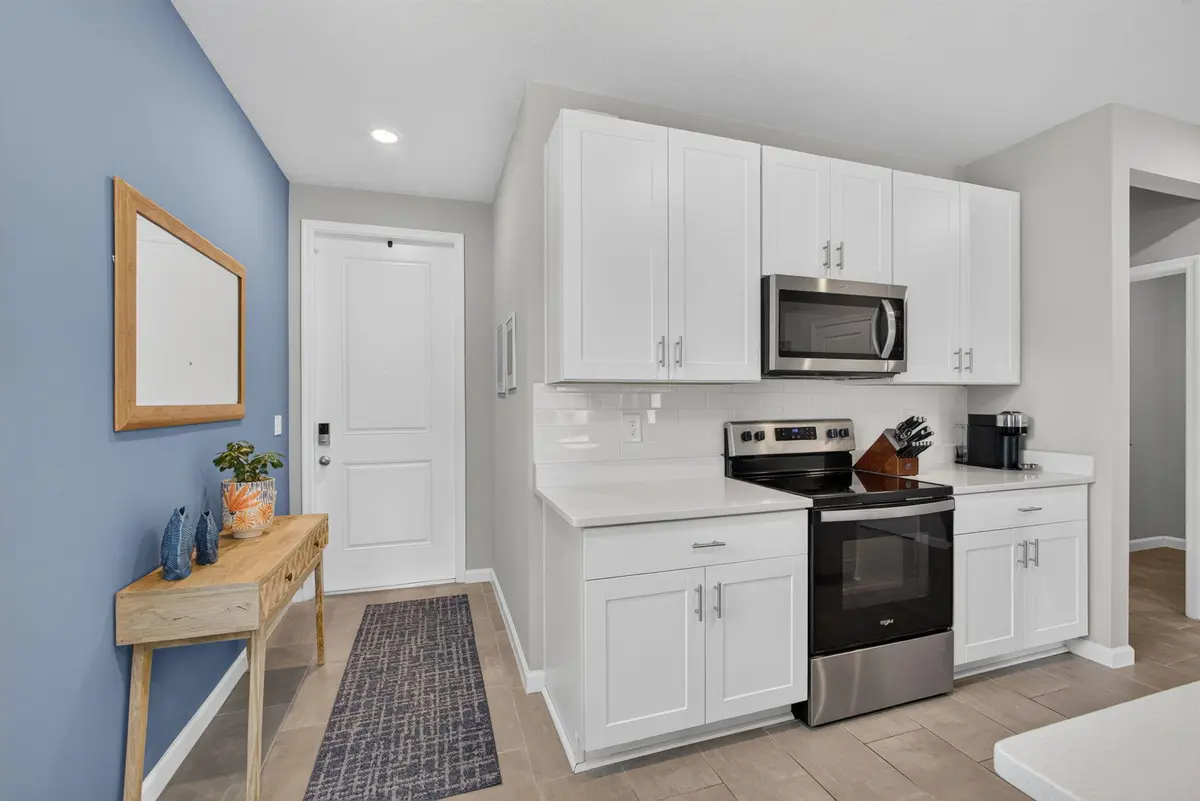 6-web-or-mls-5D1A2132 at 5600 Mentmore Drive, West Palm Beach