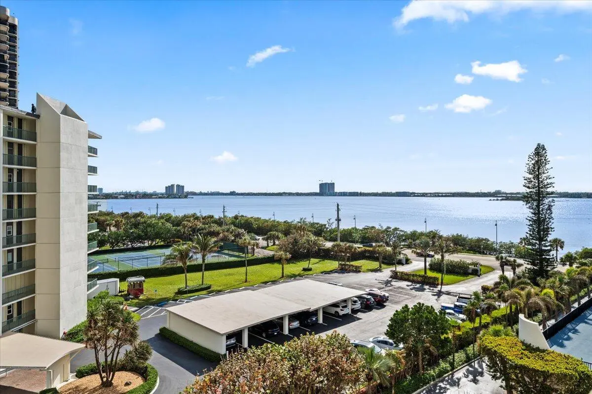 17-LUX3923 at 5420 N Ocean Drive 604, West Palm Beach