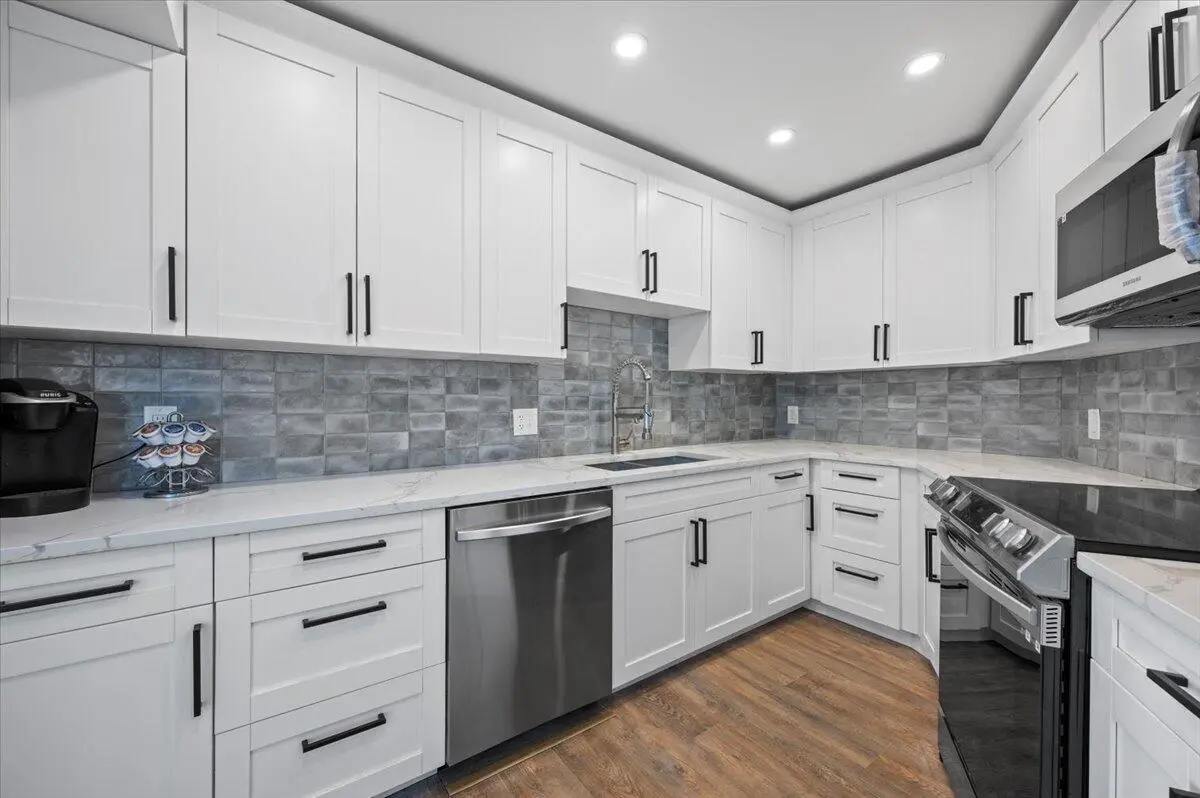 11-LUX3873 at 5420 N Ocean Drive 604, West Palm Beach
