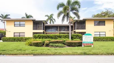 6499 NE 7TH Avenue 7, Boca Raton – Apartment for rent