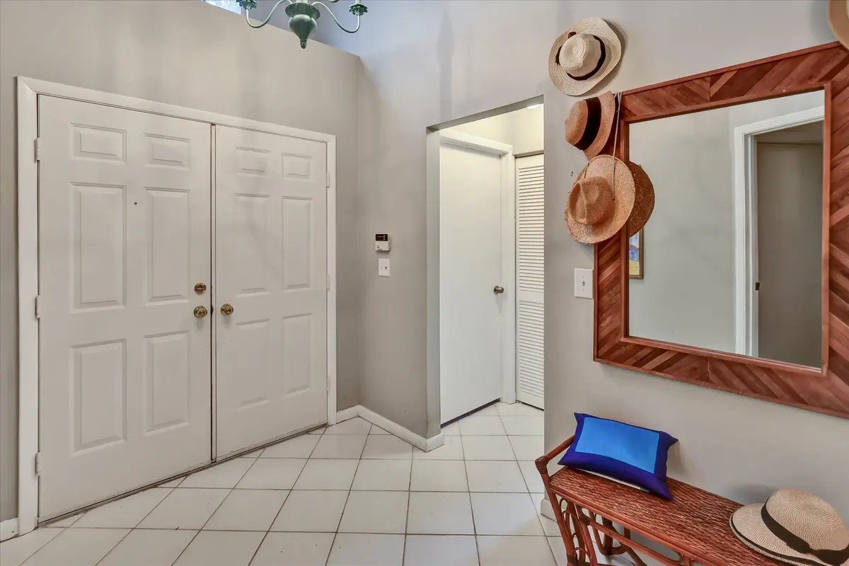 entry foyer at 7713 SILVER LAKE Drive, Delray Beach