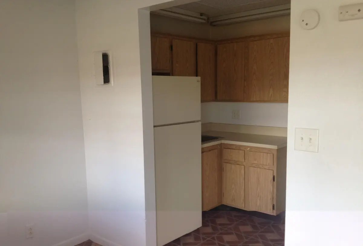 196M-1 E at 95 NE 41ST Street M196, Oakland Park