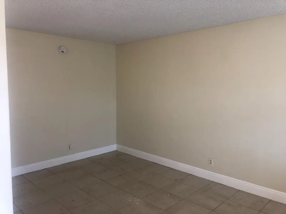 Copy of image (3) at 95 NE 41ST Street M196, Oakland Park