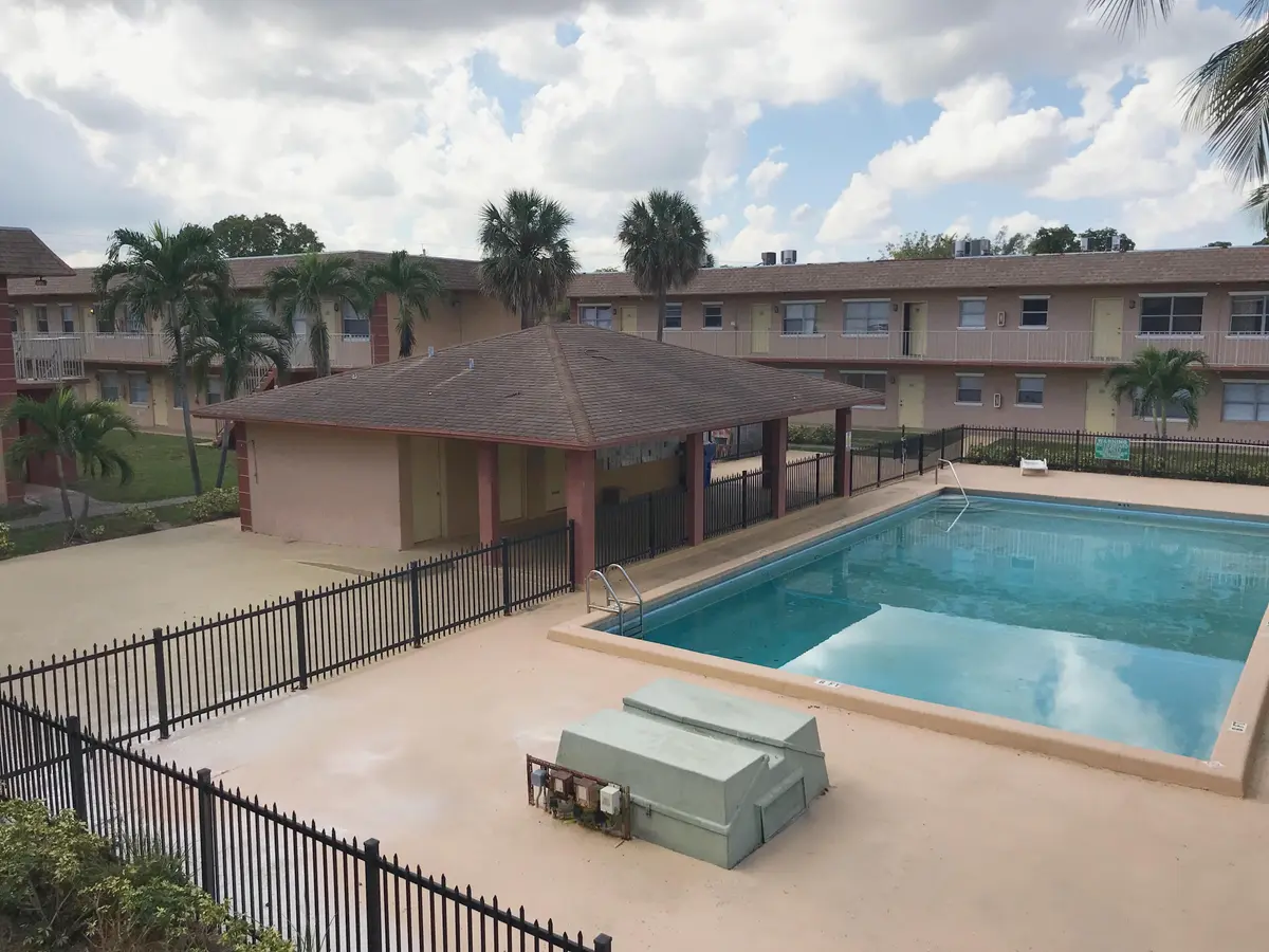Copy of POOL2 E at 95 NE 41ST Street M196, Oakland Park