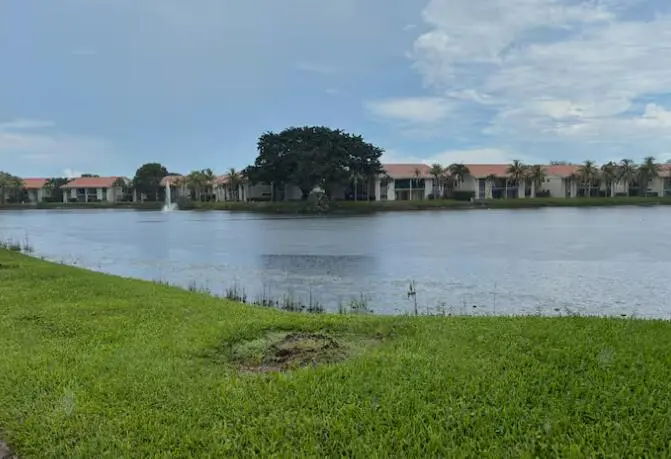 lakeview at 1445 LAKE CRYSTAL Drive E, West Palm Beach