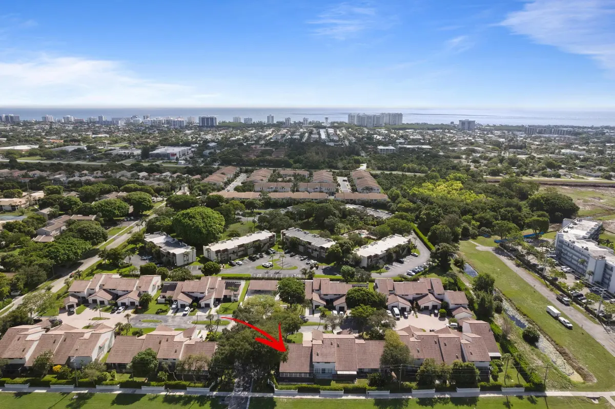 Aerial Neighborhood View at 6850 NW 2ND Avenue 16, Boca Raton