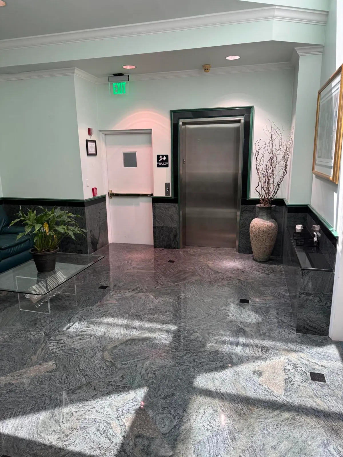 Interior at 3500 N 28TH Terrace, Hollywood