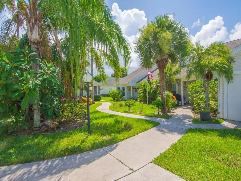 PARK ENTRY at 1901 Westminster Circle, Vero Beach