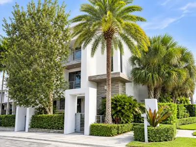 1851 NW 40th Drive, Boca Raton – Townhouse for rent