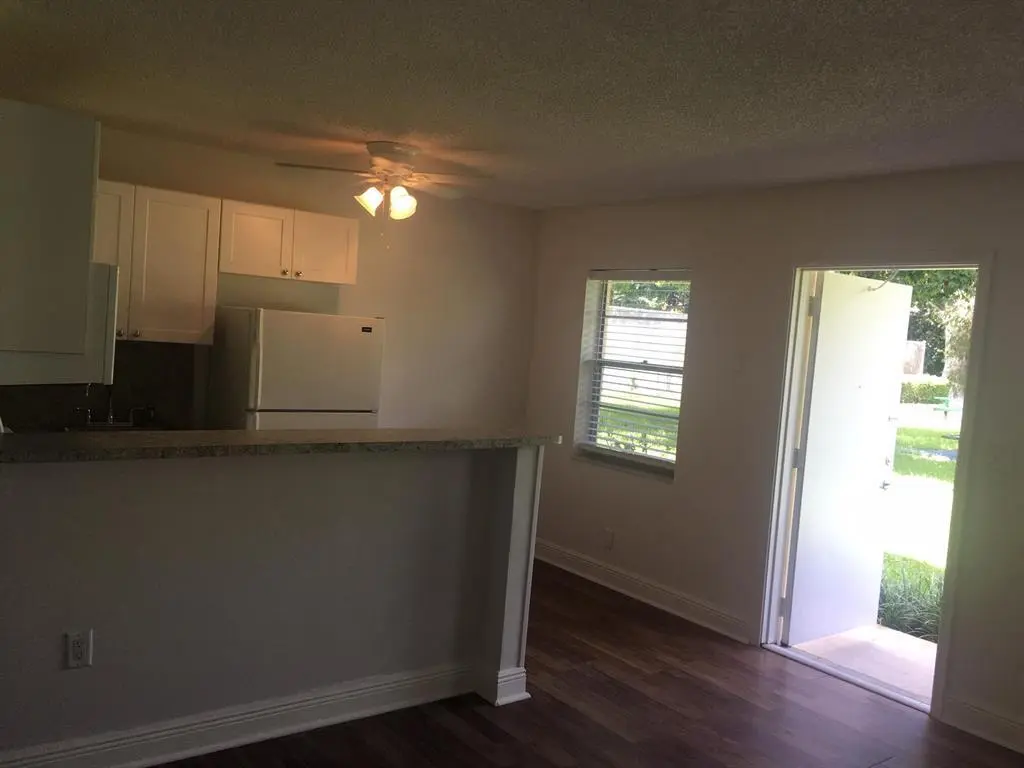 GetMedia.ashx-22 at 5156 NE 6th Avenue 203, Oakland Park