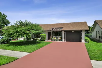 2129 SW 17TH Circle, Deerfield Beach – Single Family Residence for sale