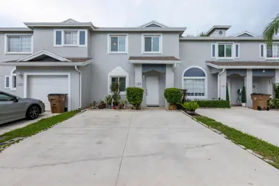 1375 SW 48th Terrace, Deerfield Beach – Townhouse for sale