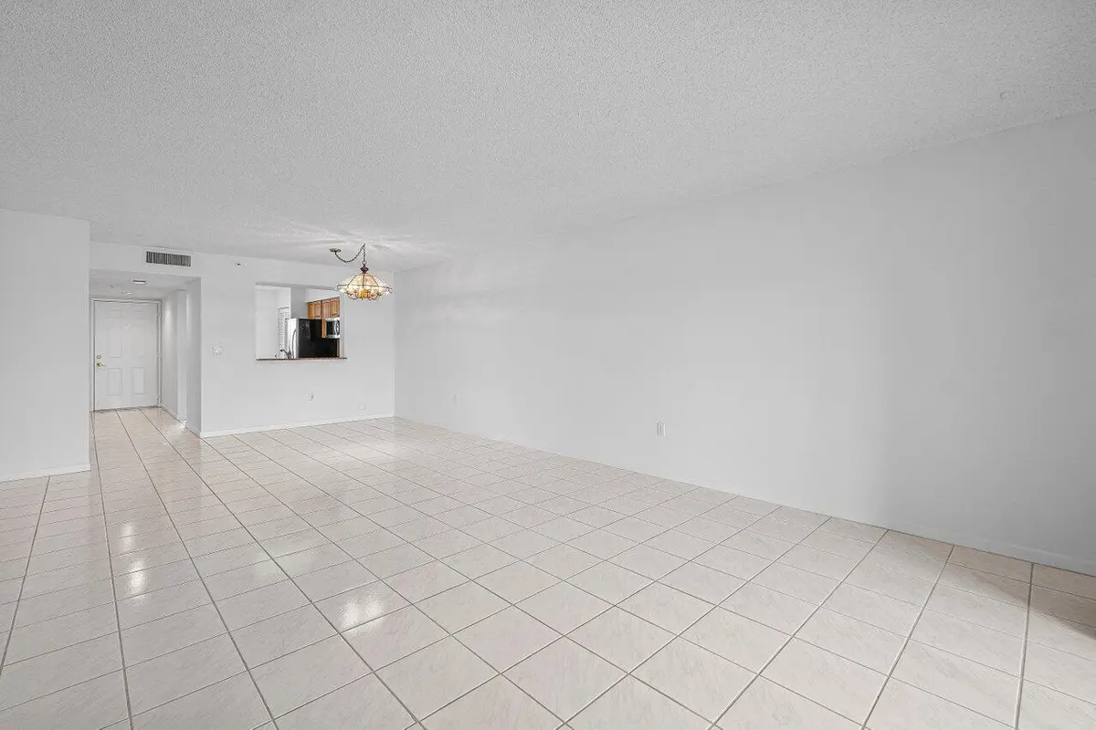 6112 Huntwick Terrace 102, Delray Beach, FL – photo 6
