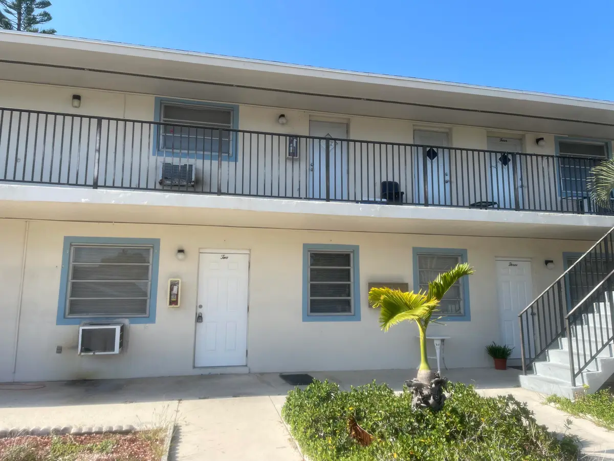 Exterior at 1502 N Federal Highway 2, Lake Worth Beach