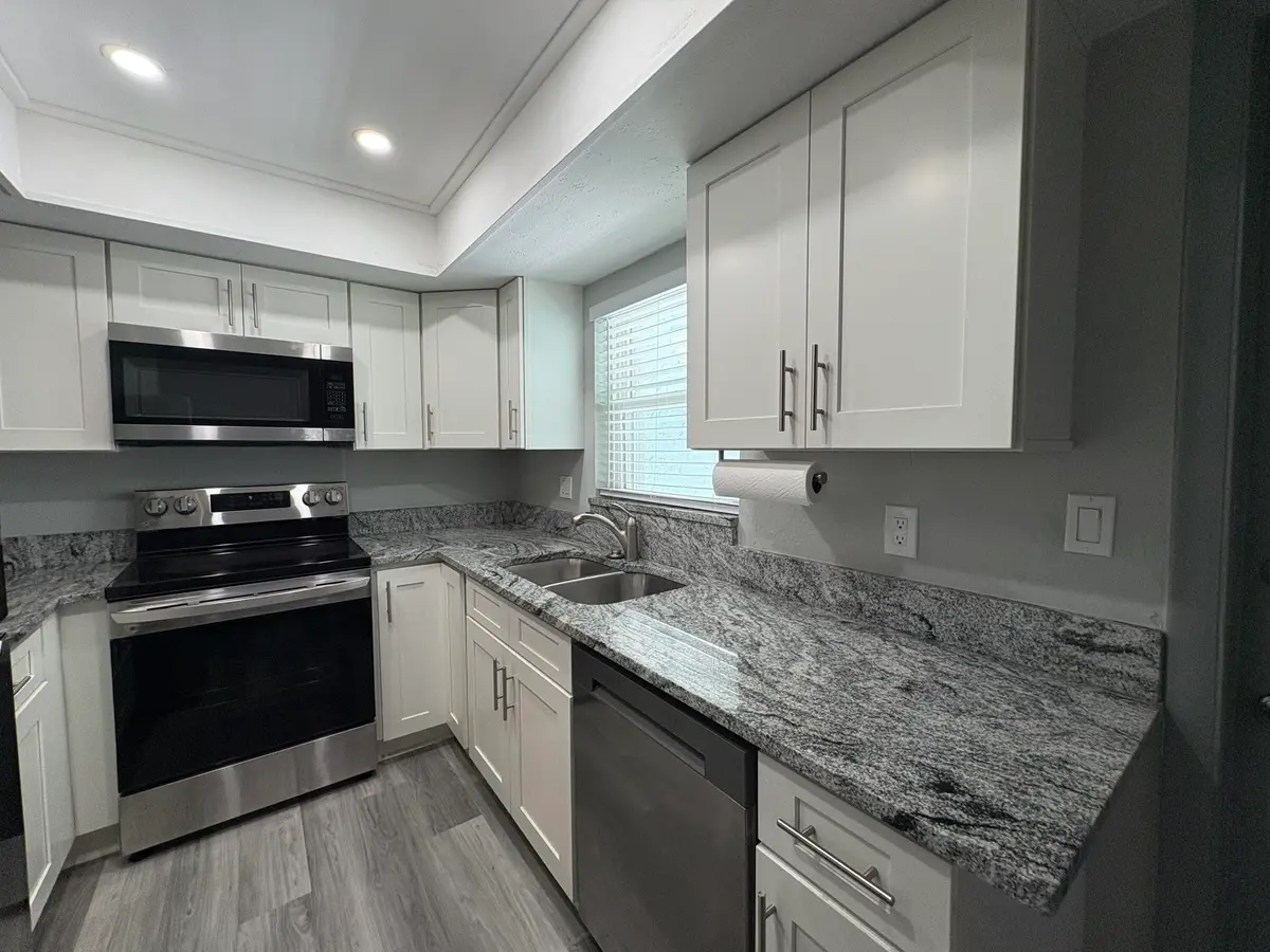 Kitchen at 804 Shorewinds Drive, Fort Pierce