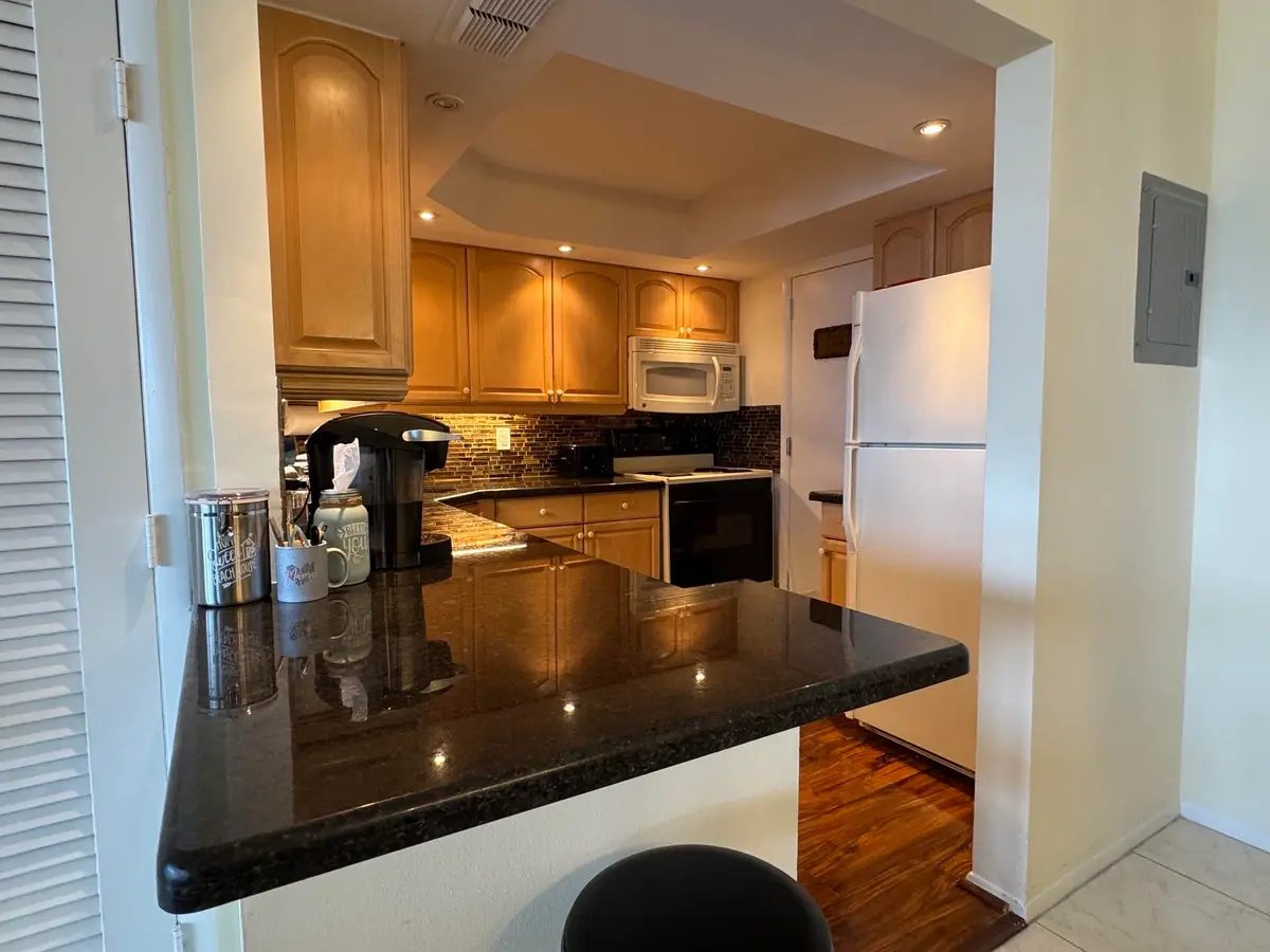 JH PH5 kitchen at 305 N POMPANO BEACH Boulevard PH05, Pompano Beach