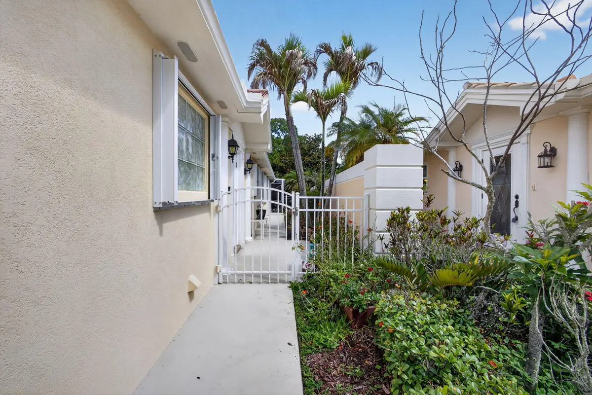 Side Entrance at 8522 SE Retreat Drive, Hobe Sound
