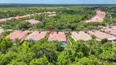 8522 SE Retreat Drive, Hobe Sound – Villa for sale