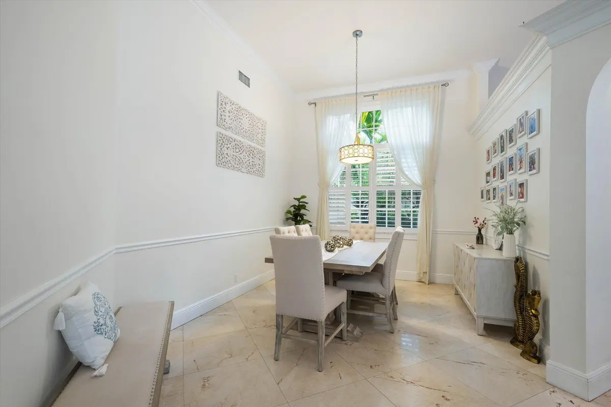 11-2647 Edgewater Dr, Weston-28 at 2647 EDGEWATER Drive, Weston