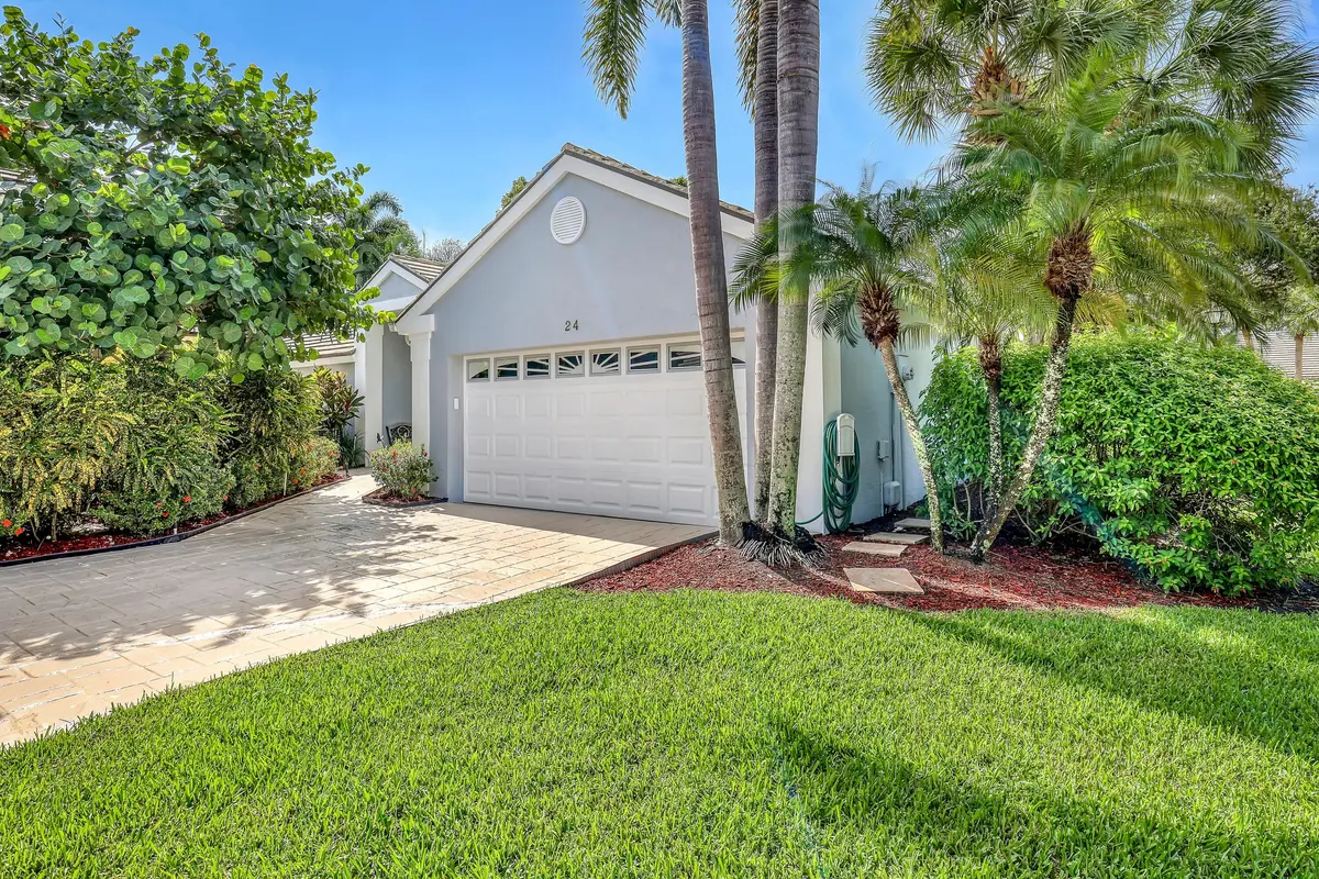 Front of House at 24 Admirals Court, Palm Beach Gardens