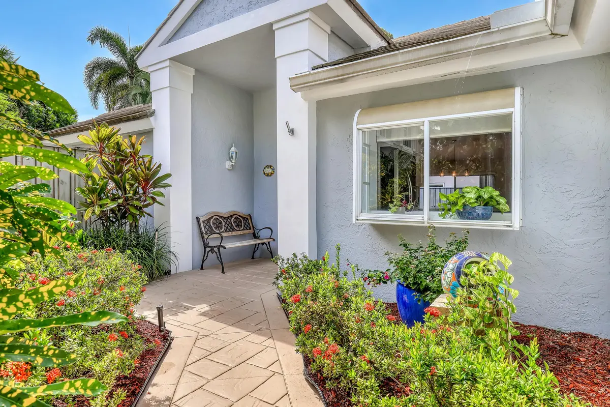 Landscaped Front Walkway at 24 Admirals Court, Palm Beach Gardens