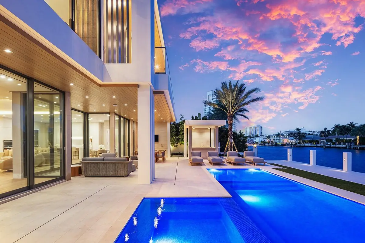 Photo 8 at 68 ISLA BAHIA Drive, Fort Lauderdale