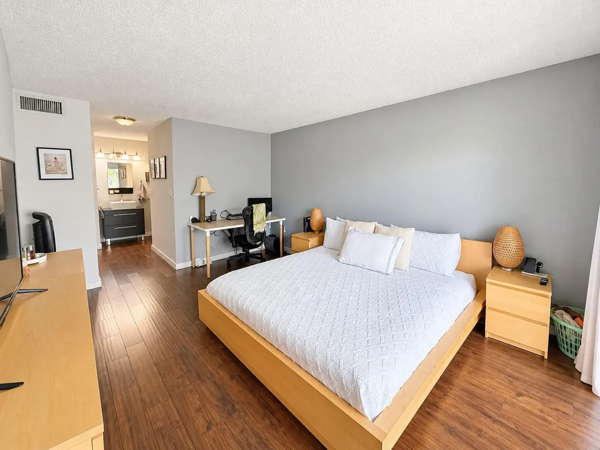bedroom at 1801 NW 75TH Avenue 308, Plantation