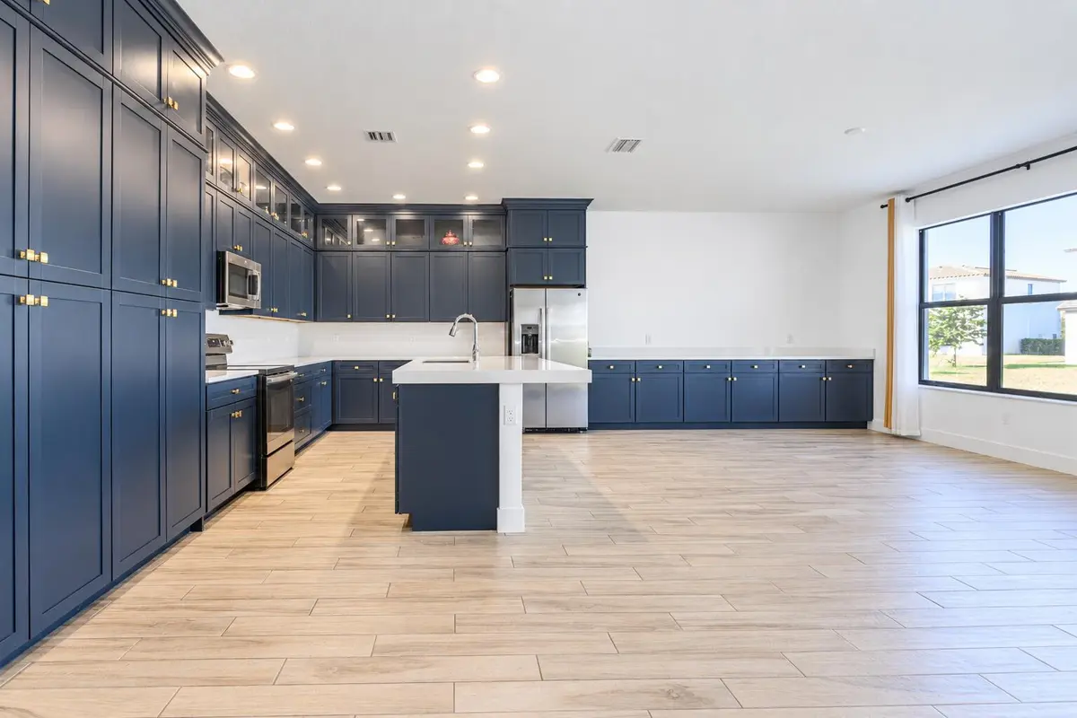 kitchen 0.1 blanco at 4883 Sand Dollar Drive, Westlake