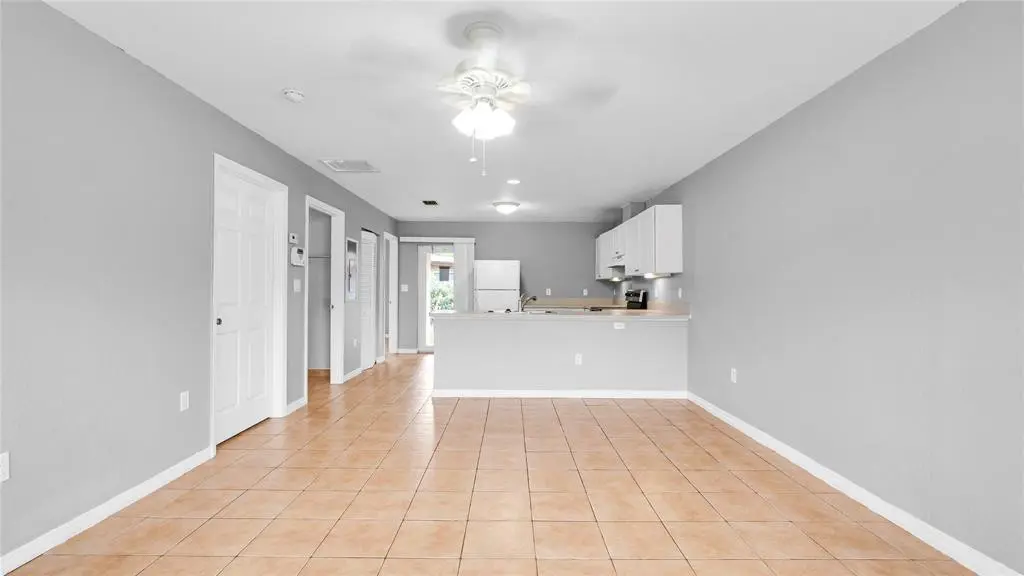 Photo 8 at 330 Avondale Drive, Pompano Beach