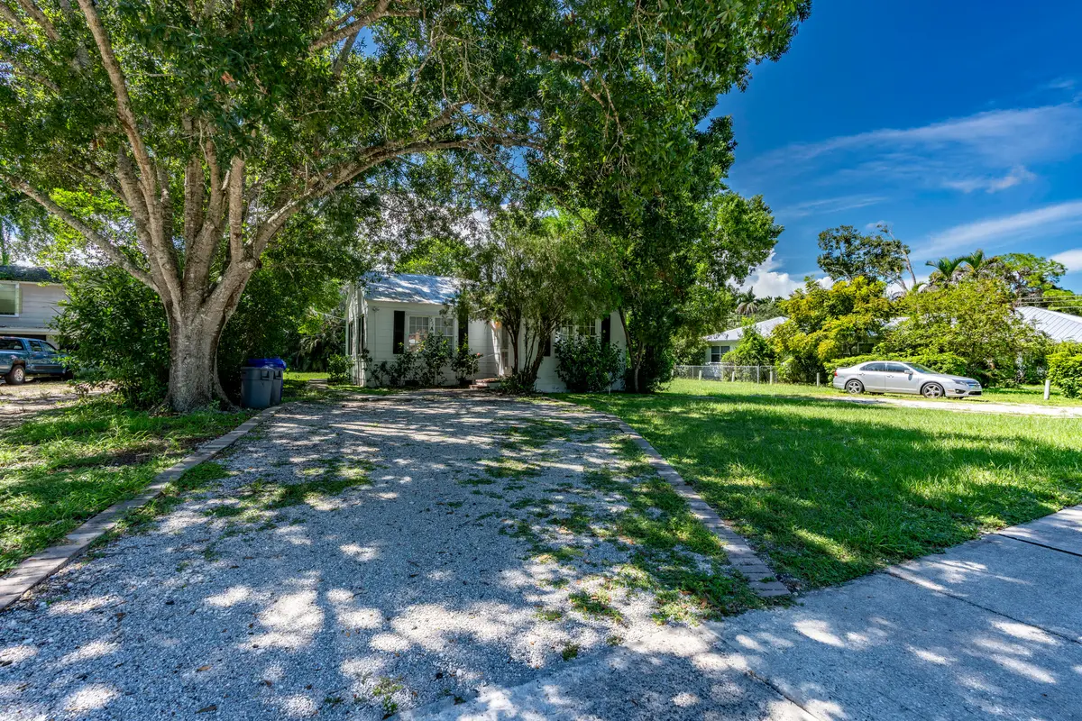 iPixx_00_1 at 1837 22nd Avenue UNIT A, Vero Beach