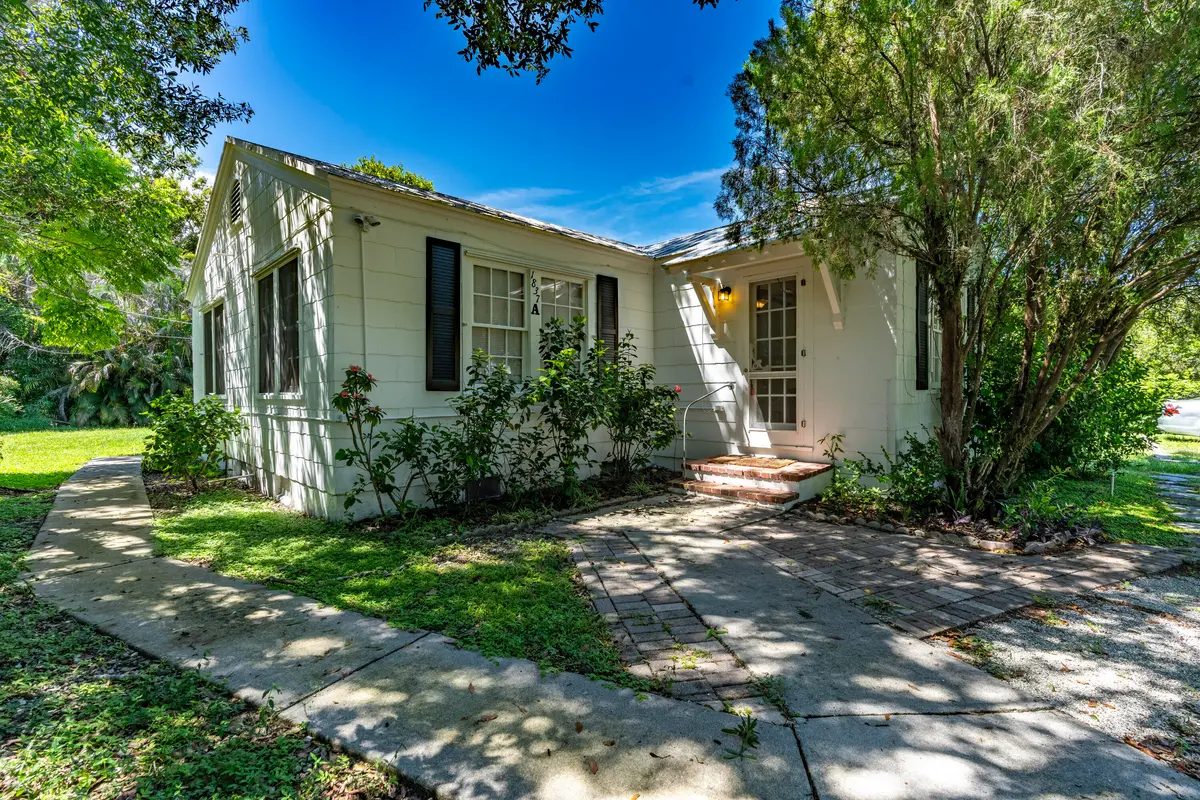 iPixx_00_5 at 1837 22nd Avenue UNIT A, Vero Beach