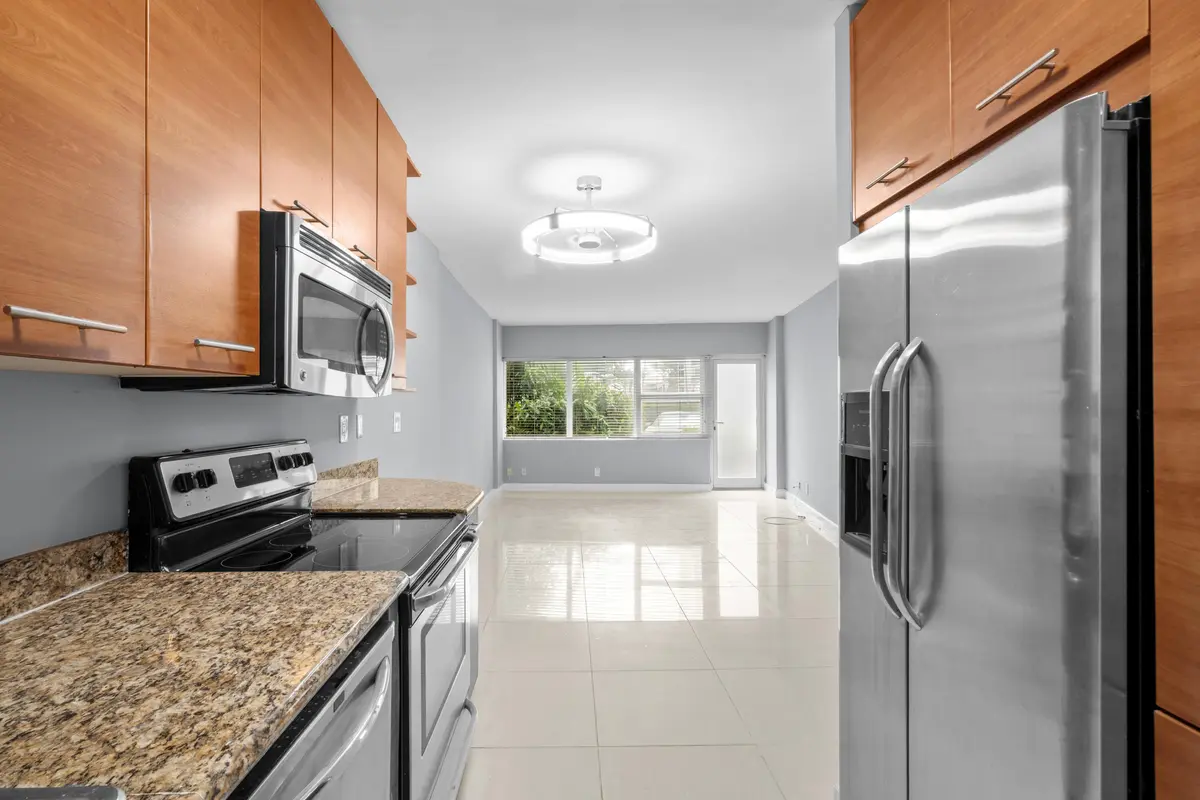 DSC06067 at 3250 NE 28TH Street 102, Fort Lauderdale