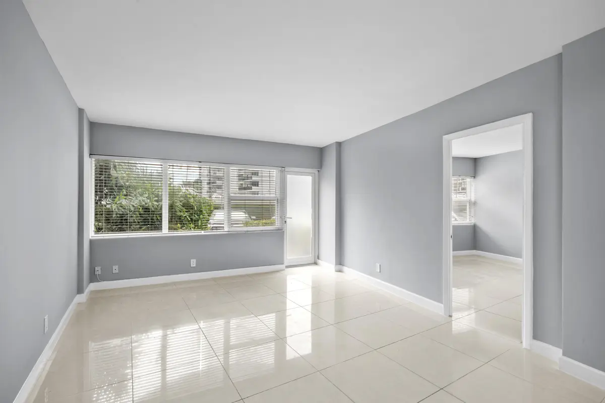 DSC06072 at 3250 NE 28TH Street 102, Fort Lauderdale